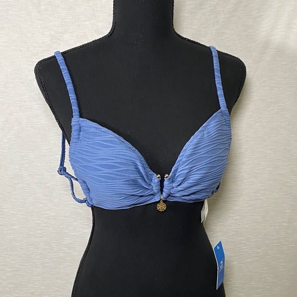 Cupshe Bikini Top Women’s Small Blue Wavy Textured Beach Poolside Vacation NWT - Picture 2 of 8